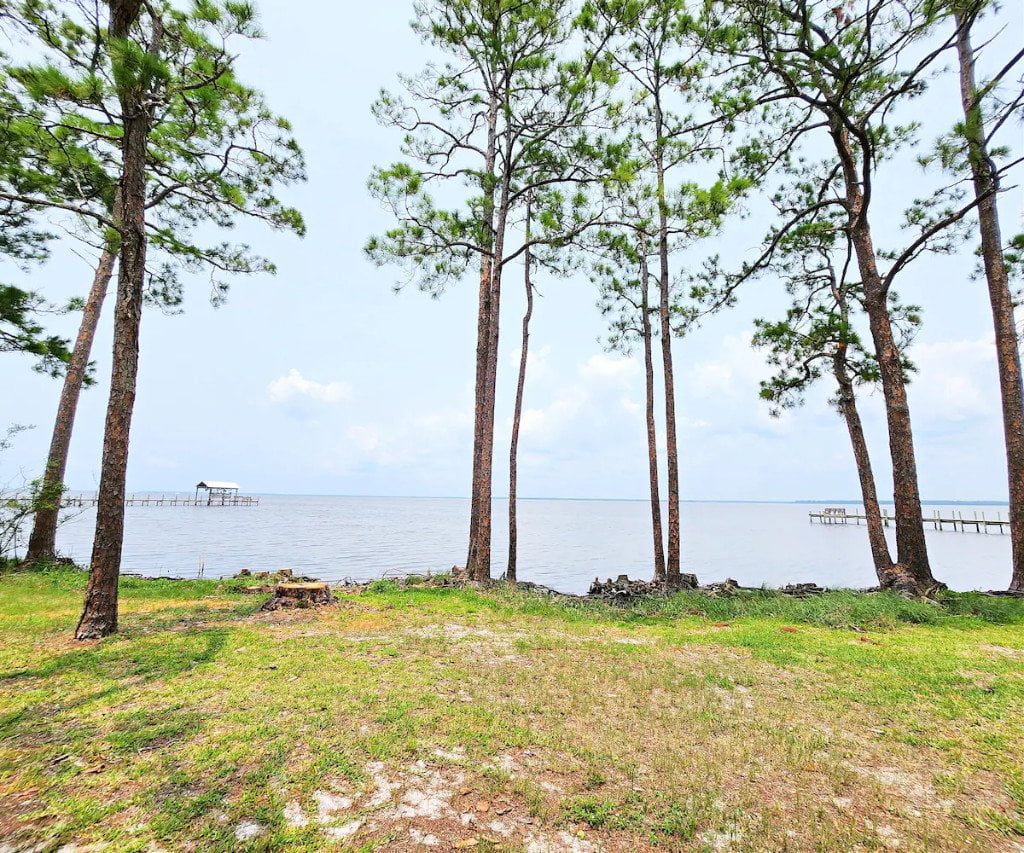 Sunset Bay Eastpoint, FL Vacation Rental Home